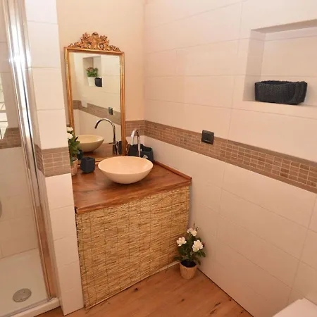 Holiday home Charming Cottage, In The Village Of Lari
