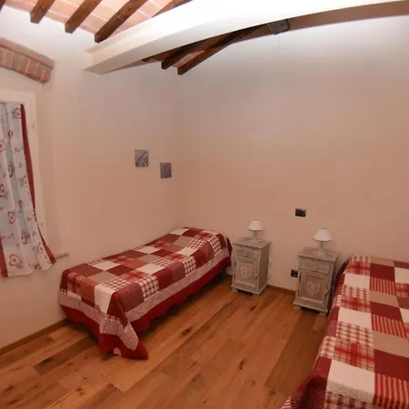 Tuscan Retreat In Aiale Casa vacanze Lari