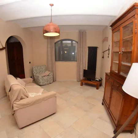 Tuscan Retreat In Aiale Casa vacanze Lari